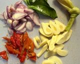 Foto langkah ke 4 dari resep 624. Oseng Tempe Bunga Pepaya.