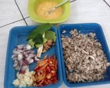 Foto langkah ke 1 dari resep Orak arik pindang telur.