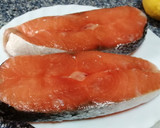 Foto del paso 1 de la receta: Salmón en salsa de Limón 🍋al queso Emmental🧀