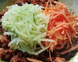 Gambar langkah 3 resipi Burger Kebab Daging.