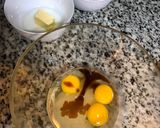 صورة لخطوة 1 من وصفة تورتة جنواز الشوكولاتة بكريمة الزبدة 🎂