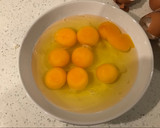 Foto del paso 2 de la receta: Tortilla de fideos con perejil