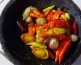 Foto langkah ke 3 dari resep Sambel pedas.