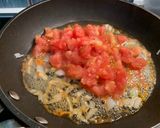 Foto del paso 2 de la receta Tomate relleno de carne picada con cous cous