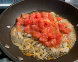 Foto del paso 2 de la receta: Tomate relleno de carne picada con cous cous