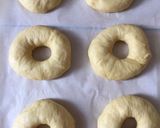 Foto langkah ke 7 dari resep Donat Empuk Tanpa Kentang.