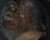 A picture of step 2 of Fried spicy noodles.