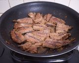 Foto langkah ke 3 dari resep Tumis Ikan Asin Peda Cabe Ijo.
