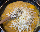 Foto del paso 4 de la receta: Relleno para empanadas de choclo