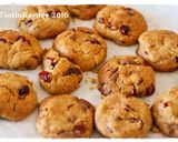 Foto langkah ke 11 dari resep Chocochips Cranberry CHEWY Cookies (Thick+Soft) cepat dan mudah.