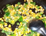व्हेज चीजी लजानिया (veg cheese lasagna recipe in marathi) रेसिपी स्टेप 3 फोटो 