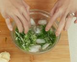 Foto langkah ke 1 dari resep Ikan Steam Bawang Putih Devina Hermawan.