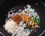 A picture of step 4 of Spicy Minced Chicken Salad.