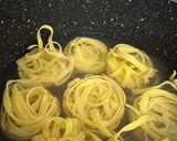 صورة لخطوة 2 من وصفة فتوتشيني الفريدو بلدجاج🍝