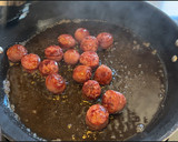 Foto del paso 1 de la receta: Arroz con chorizo criollo y espárragos verdes