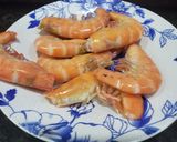 Hình bước làm 1 của món Gỏi hoa chuối trộn tôm