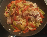 Foto del paso 3 de la receta: Atún con verduras