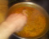 Foto del paso 3 de la receta: Paella de marisco y ajos tiernos