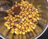 Hình bước làm 3 của món Chè củ năng Thái