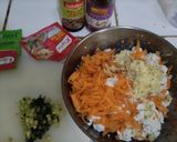 Foto langkah ke 4 dari resep Egg Roll Tahu simple.