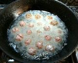Foto del paso 9 de la receta Albóndigas de carne mixta en salsa Española