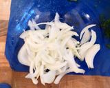 A picture of step 3 of Egyptian typical salad.