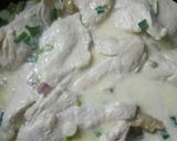Foto del paso 3 de la receta: Supremas a la crema de verdeo y champigñones