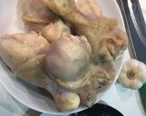 Foto del paso 1 de la receta Muslitos de pollo rustidos con vino dulce y pasas