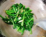 Hình bước làm 2 của món Bữa cơm dễ làm 16