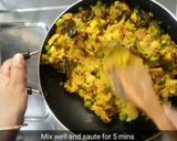 A picture of step 7 of Samosa with aloo stuffing.