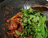 Foto langkah ke 4 dari resep Ayam Goreng Sambal Kemangi.