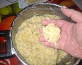 Pas rețetă Chfteluțe de cartofi cu mozzarella și brânză de burduf 3 fotografie