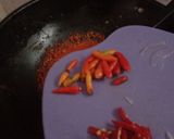 Foto langkah ke 4 dari resep Sarden Homemade pedas.