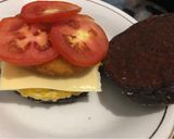 Foto langkah ke 4 dari resep Black Burger.