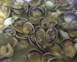 Foto del paso 3 de la receta: Fideo chino con almejas y gambitas