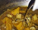 Foto langkah ke 5 dari resep Tahu dan Jantung Pisang Kuah Santan Pedas.