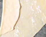 A picture of step 7 of Qeemy ki kachori.