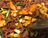 Foto langkah ke 4 dari resep Korean spicy stir fried pork / jeyuk bokkeum.