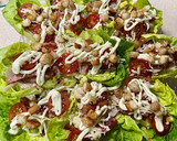 Foto del paso 6 de la receta: Wraps o tacos de hojas de cogollos con ensalada César