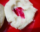 રોઝ કોકોનટ સ્વીટસ્ (Rose Coconut Sweets Recipe In Gujarati) રેસીપી સ્ટેપ3ફોટો