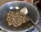 Foto langkah ke 2 dari resep Tumis kerang.