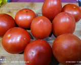 Foto del paso 1 de la receta: Huevos revueltos en tomate 🍅🍅