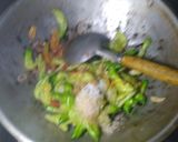 Foto langkah ke 2 dari resep Tumis bunga turi saus tiram.