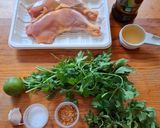 Foto del paso 1 de la receta: Pollo a la hierbabuena