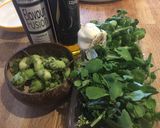 A picture of step 1 of Watercress and cobnut pesto.