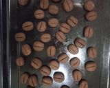 Hình bước làm 8 của món Bánh coffee beans