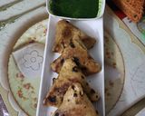 A picture of step 4 of Roti samosa.