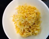 Hình bước làm 2 của món Onigiri với cơm gạo Bắc Hà và chà bông