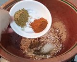 A picture of step 4 of Mughlai Aloo Mater.