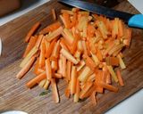 Foto langkah ke 4 dari resep Tumis pakis haji ft wortel.